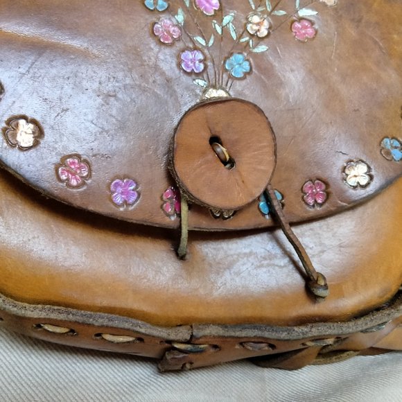 Vintage  PURSE LEATHER hobo tooled shoulder bag  for "Susan". late 60's- 70 - Picture 10 of 14